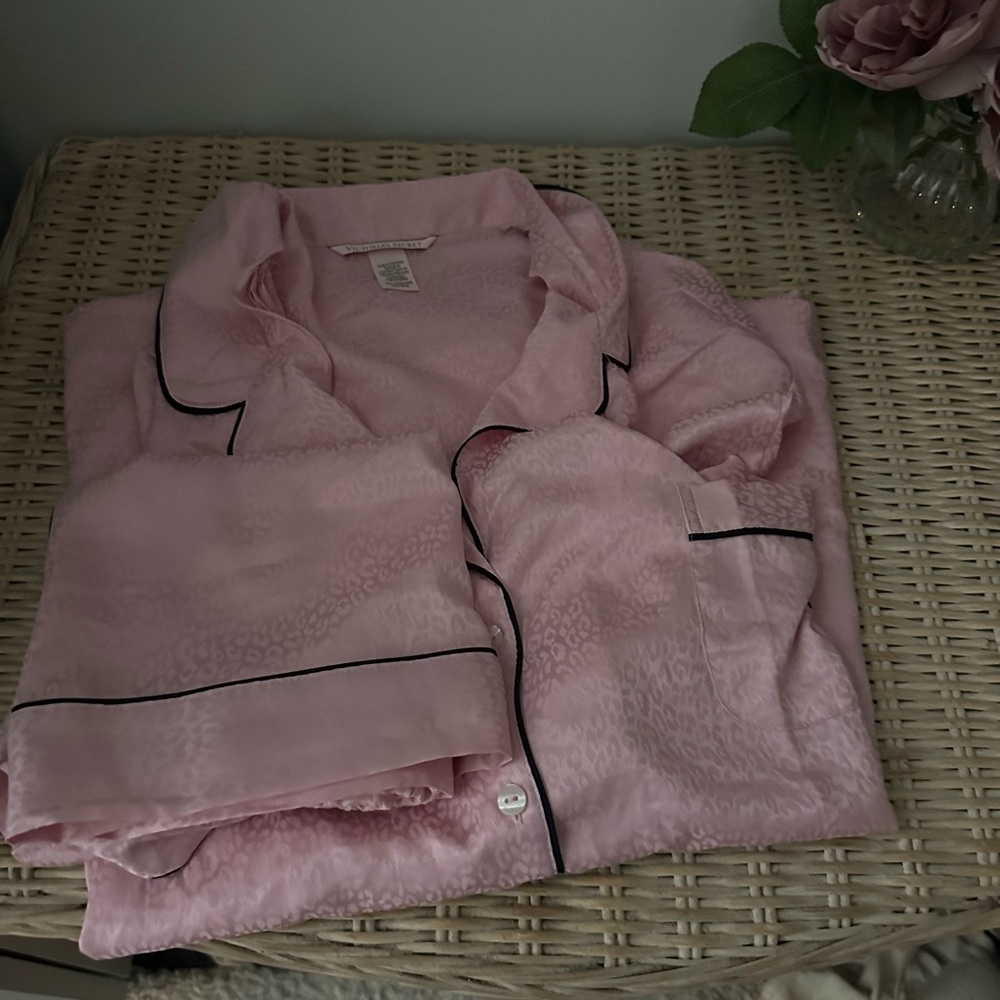 Victoria’s Secret Pajama Set
